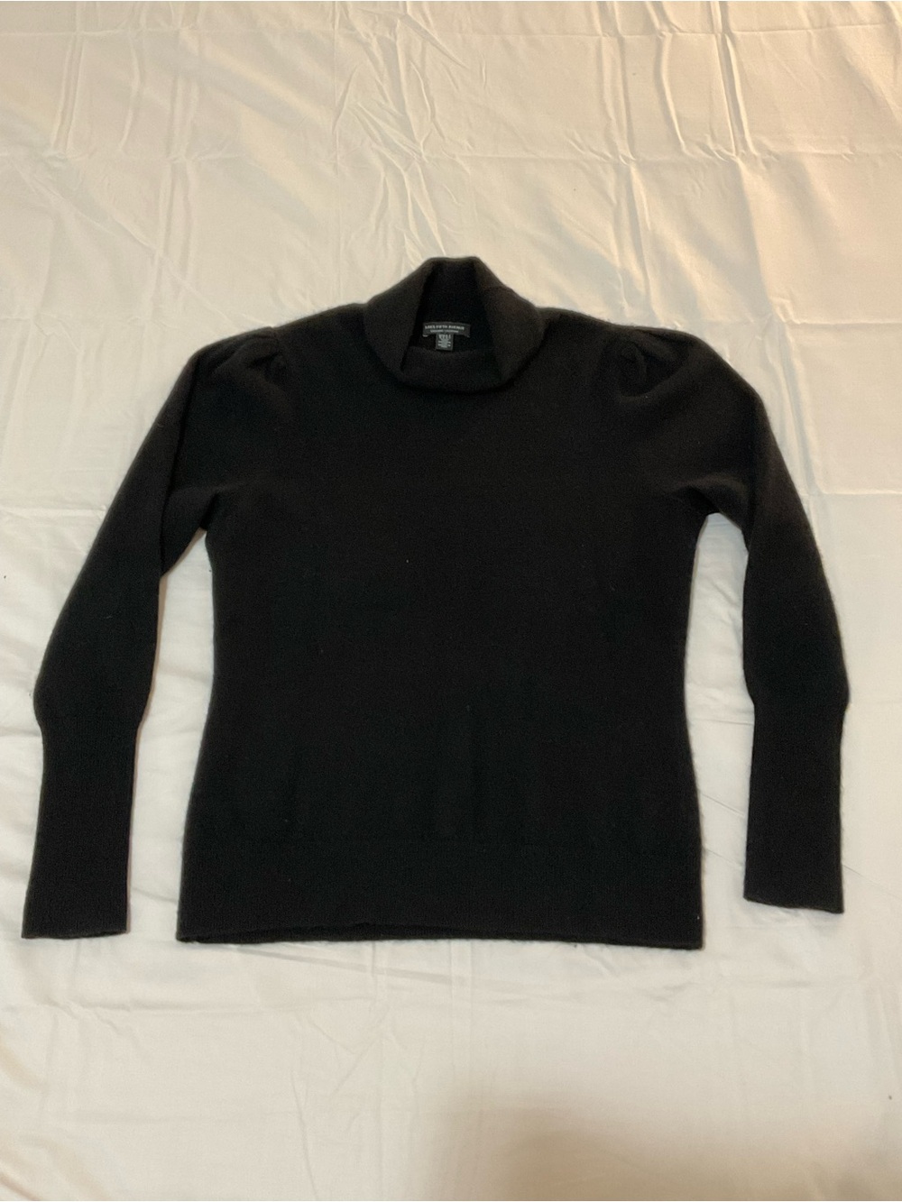Saks Fifth Avenue 100% Cashmere Black Puff Sleeve Turtleneck Sweater  Medium.